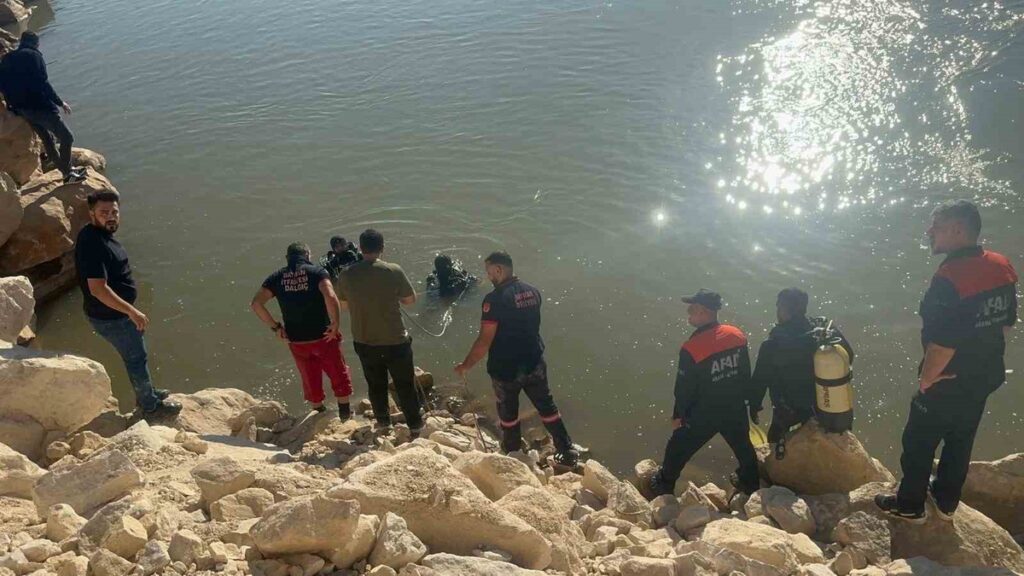 Batman Çayı’nda boğulan 17 yaşındaki çocuğun cansız bedeni sudan çıkarıldı